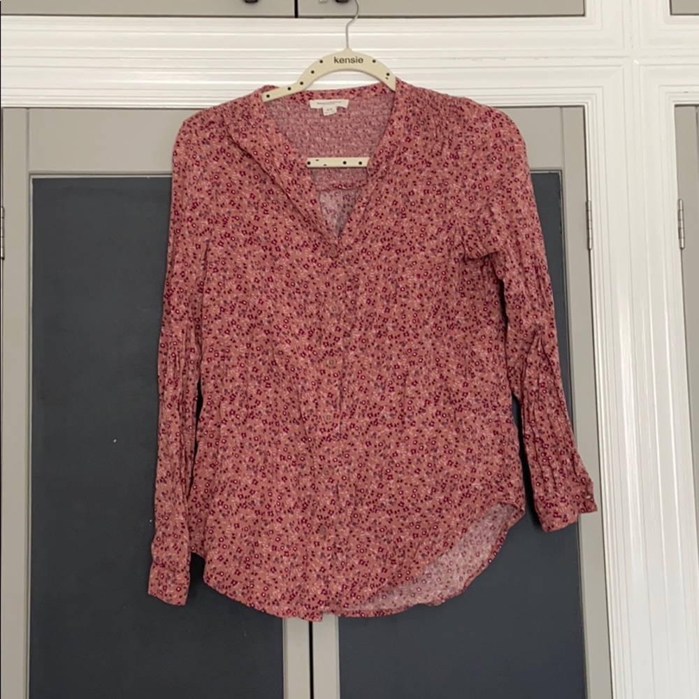 Floral long-sleeved blouse
